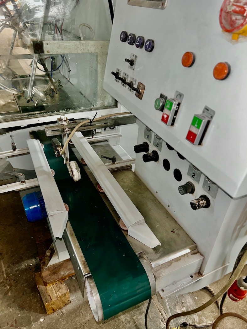 Automat do lakierowania listew MAKOR CSP4 - 10