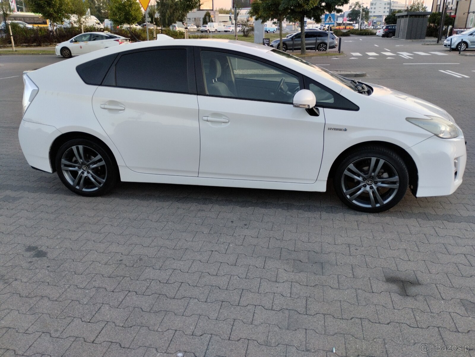 Toyota Prius 1.8 + LPG Warszawa, Ząbki - 10