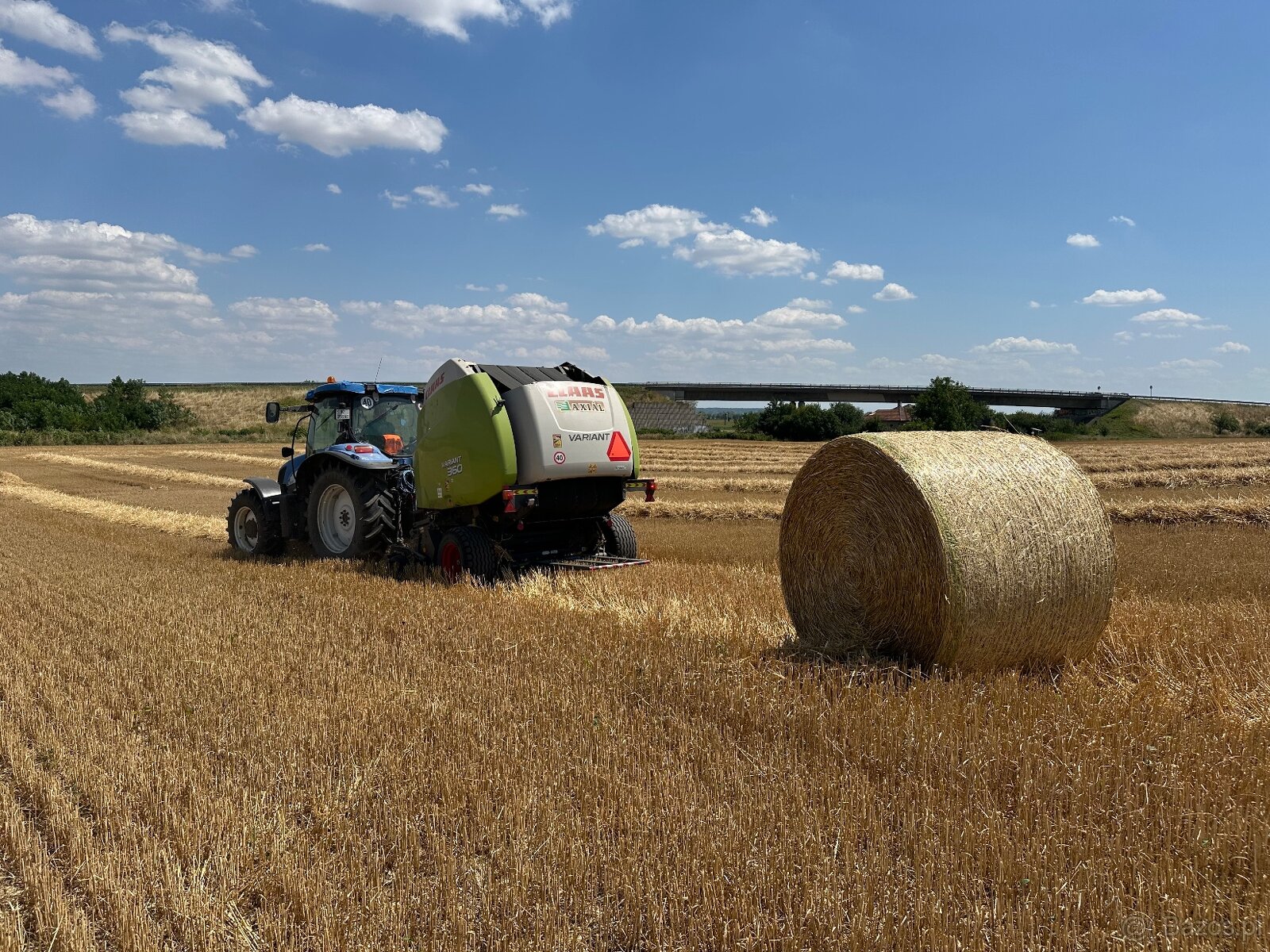 Claas variant 360 balíkovač lis na okrúhle balíky - 10