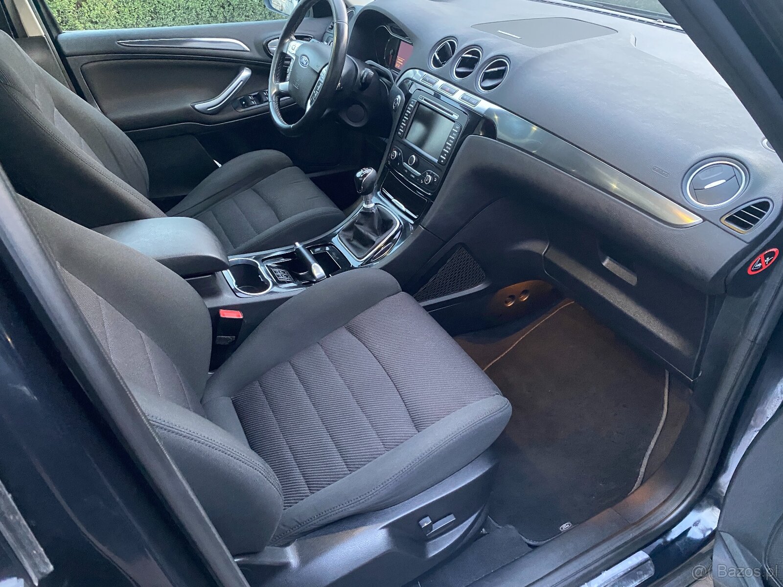 7 osobowy Titanium Tempomat Adaptacyjny nawigacja Xenony - 10