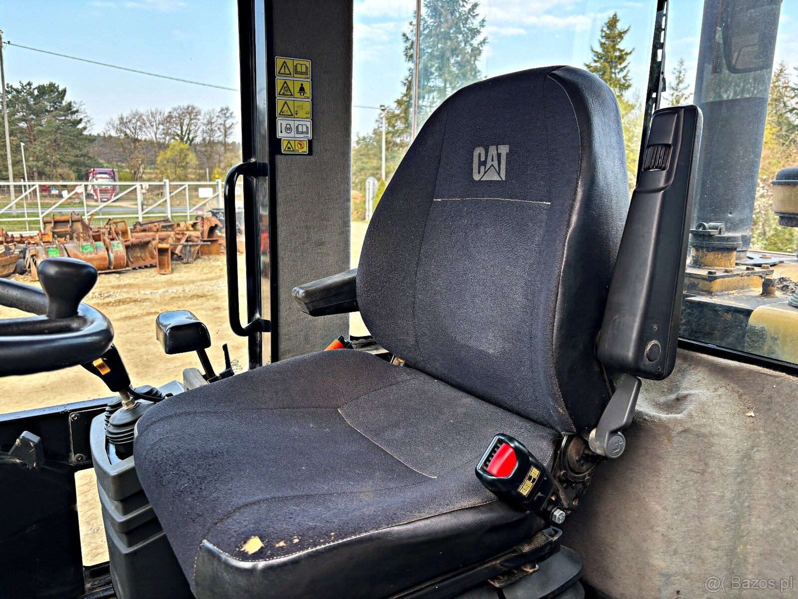 Caterpillar 924 G ŁADOWARKA KOŁOWA 2006R. | LIEBHERR 524 KOM - 10