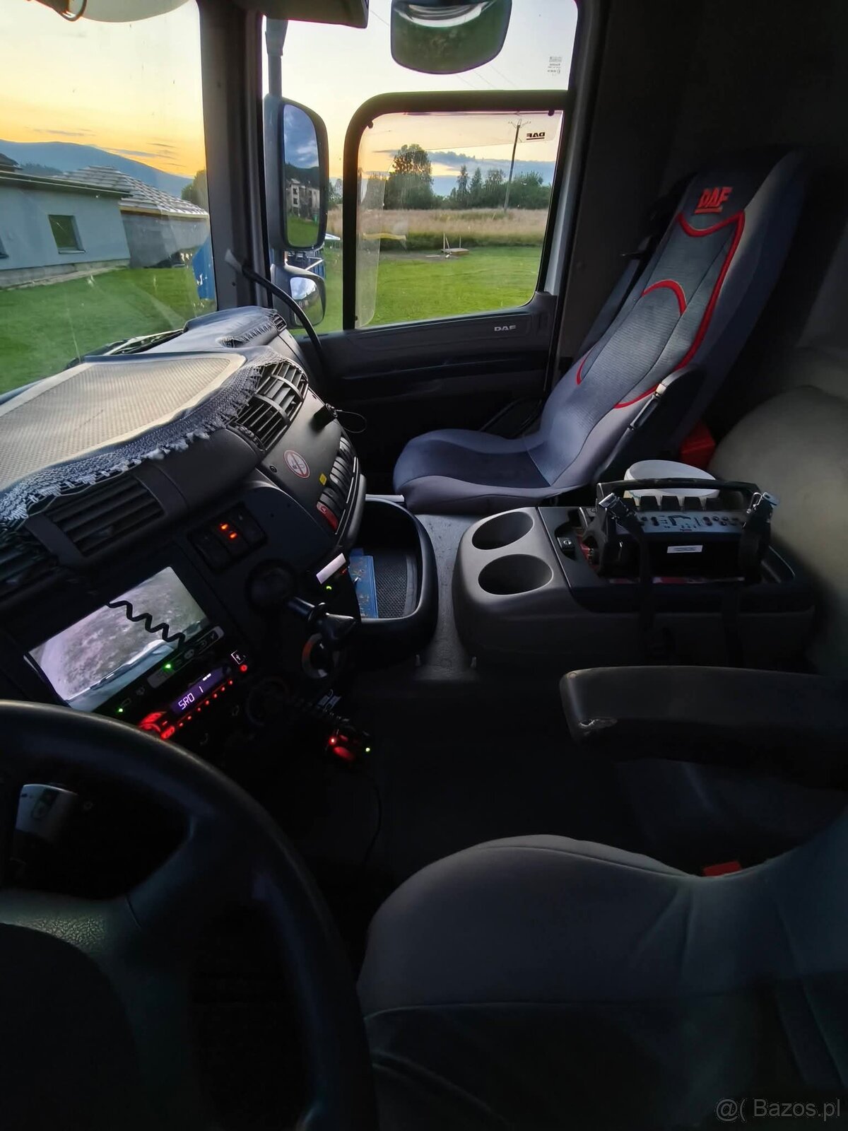 Špeciálne nákladné vozidlo DAF CF 65, hákový nosič kontajner - 10