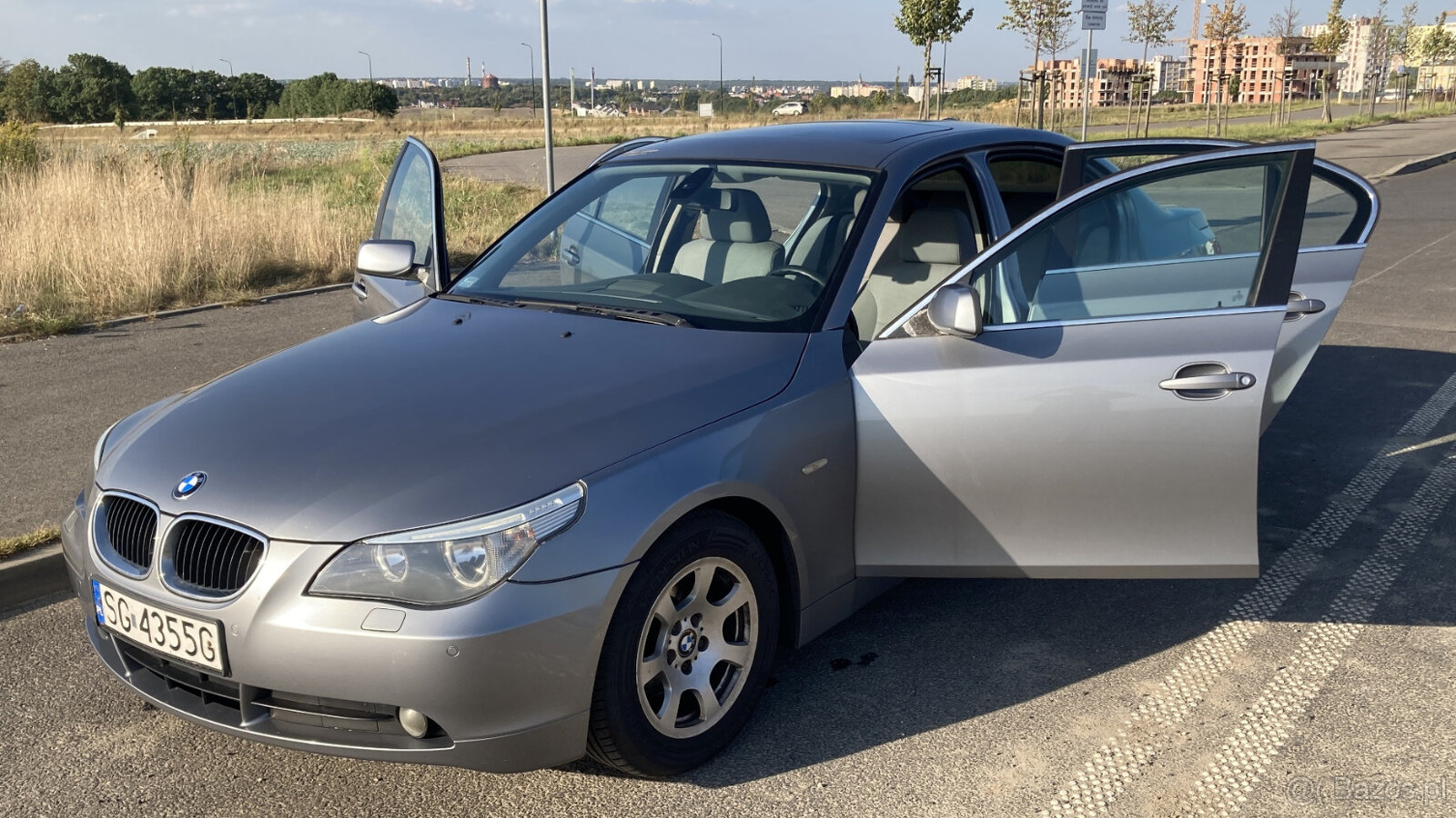 BMW Seria 5 E60 Sedan benzyna 2.2i 170KM 2003 - 10