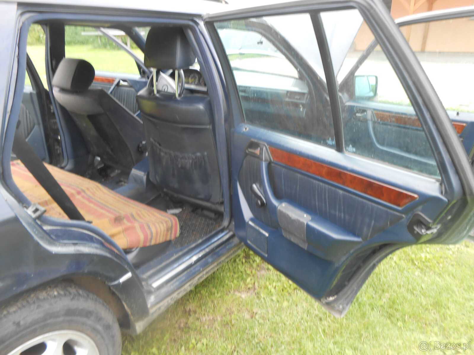 124-200benz-kombi - 10