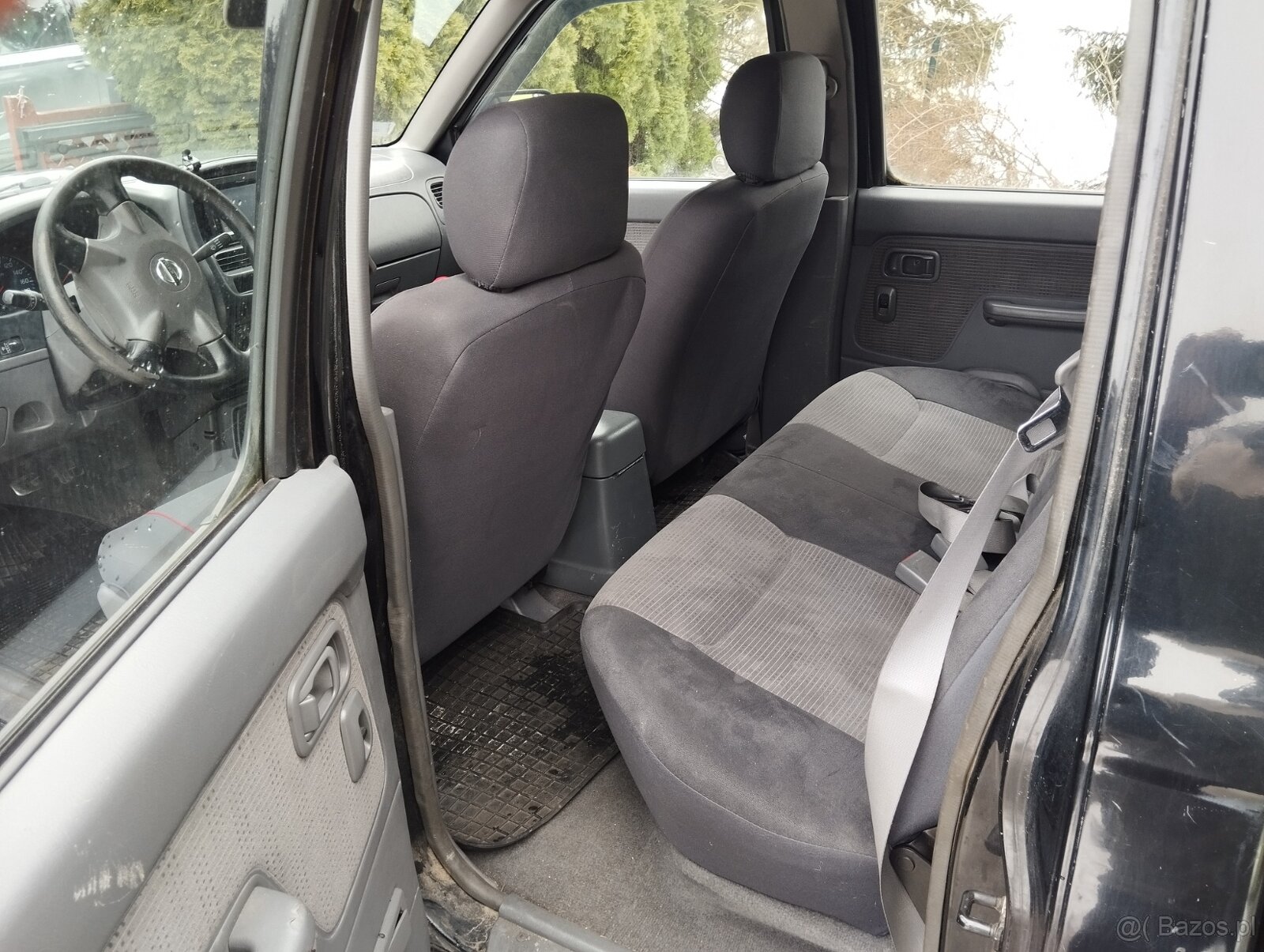 Samochód Nissan Navara - 10