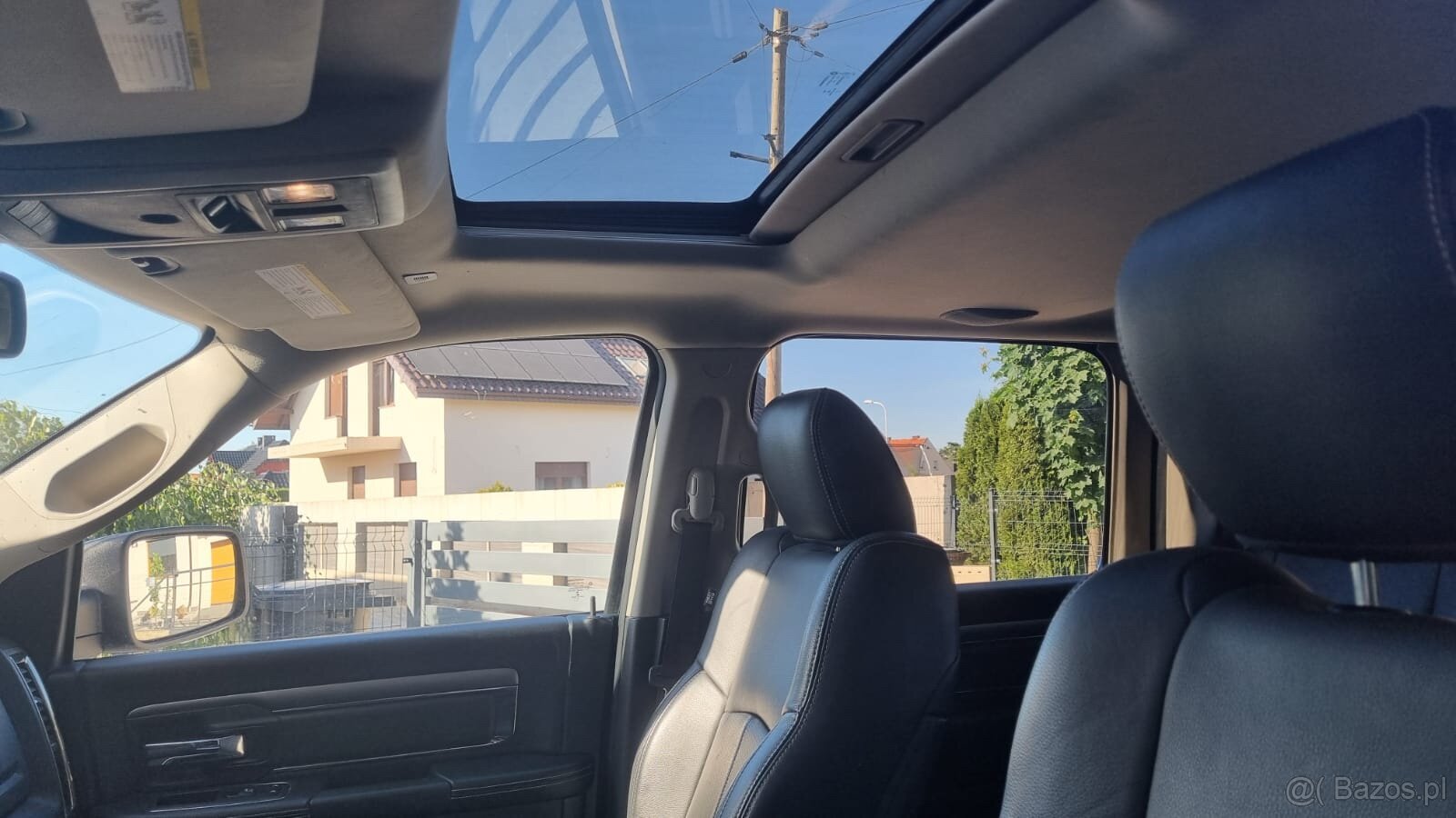 Dodge Ram Sport 5.7 Hemi 4X4 - 10