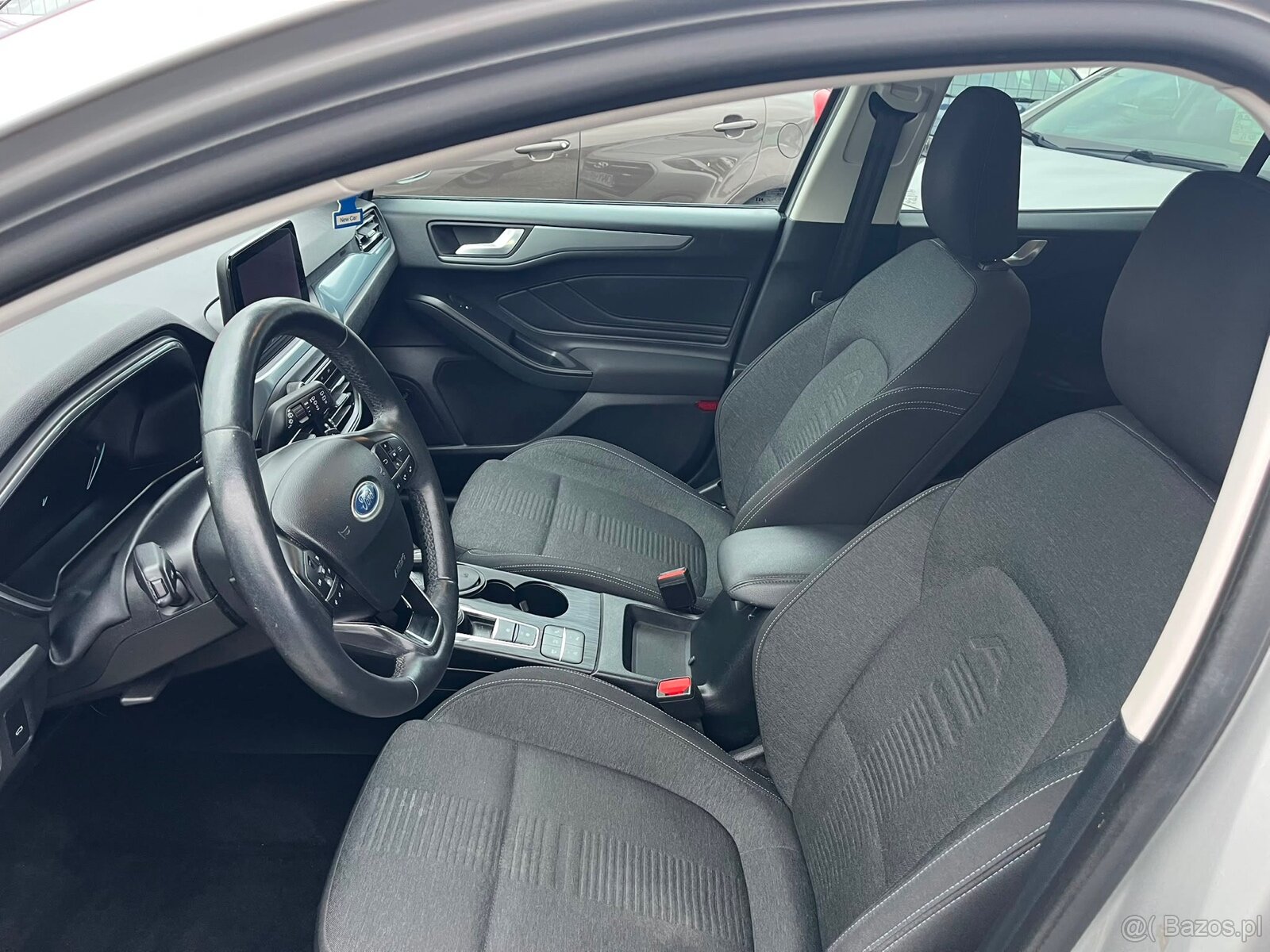 Ford Focus Kombi 1.0 Benzyna - 10