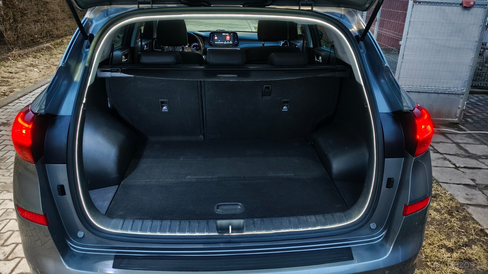 Hyundai Tucson 1.6 CRDi Super wyposażenia Polski Salon - 10