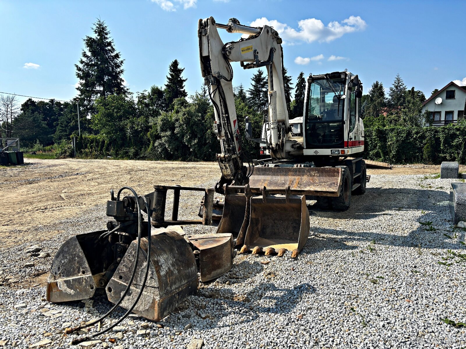 Liebherr A 311 LITRONIC KOPARKA KOŁOWA 2012R | KOMATSU PW 98 - 10