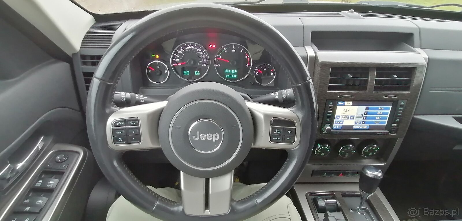 Jeep Cherokee 2.8CRD 200KM - 10