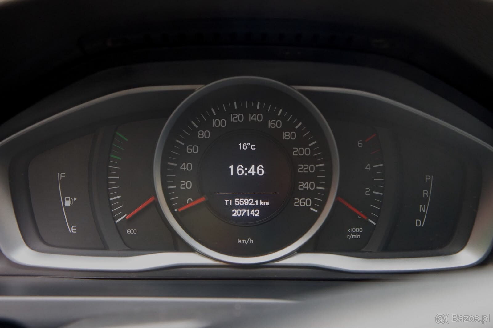 Volvo v60 D2 automat - 10