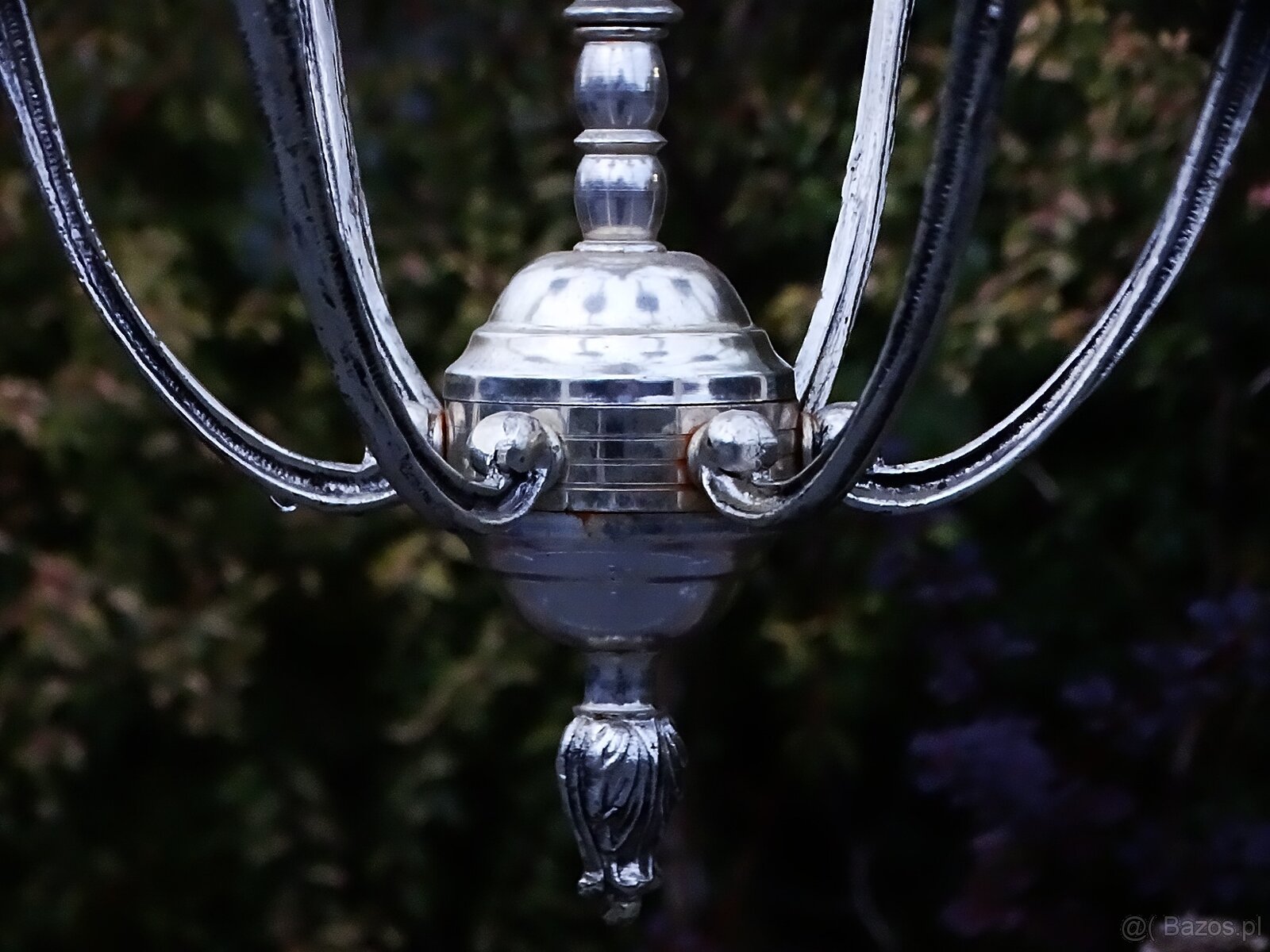 Rustykalny wiszący żyrandol świecznikowy. - 10