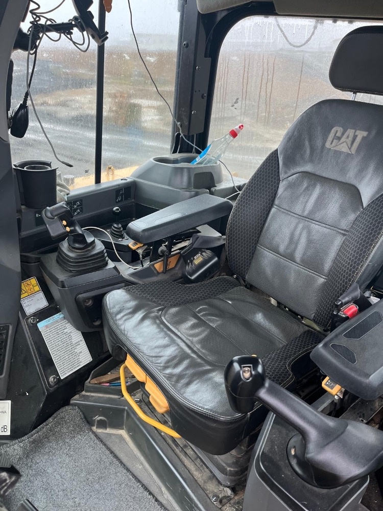 CAT D6XE - 10