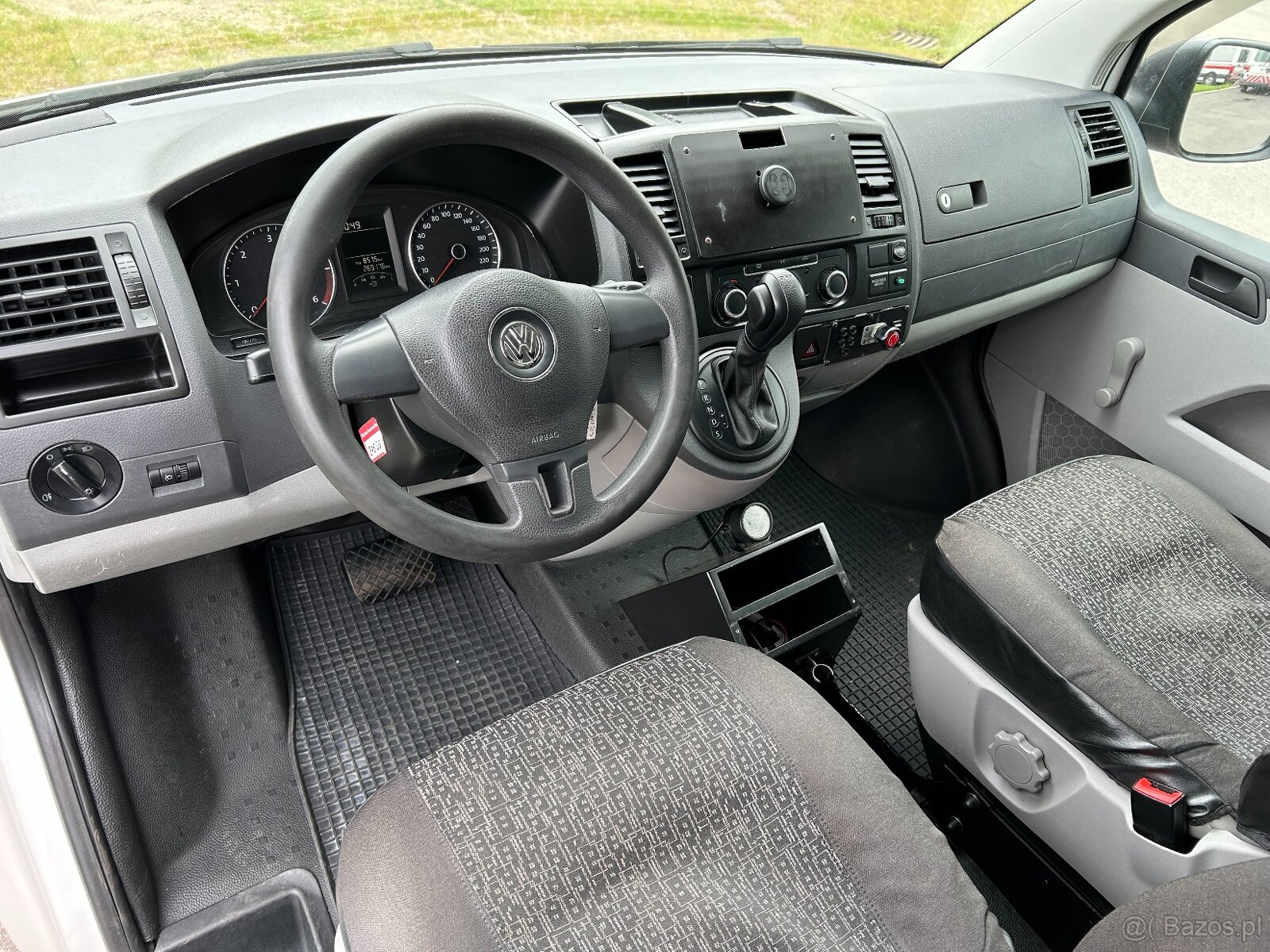 VW T5 2.0 TDI Ambulans / Karetka - DSG - 10
