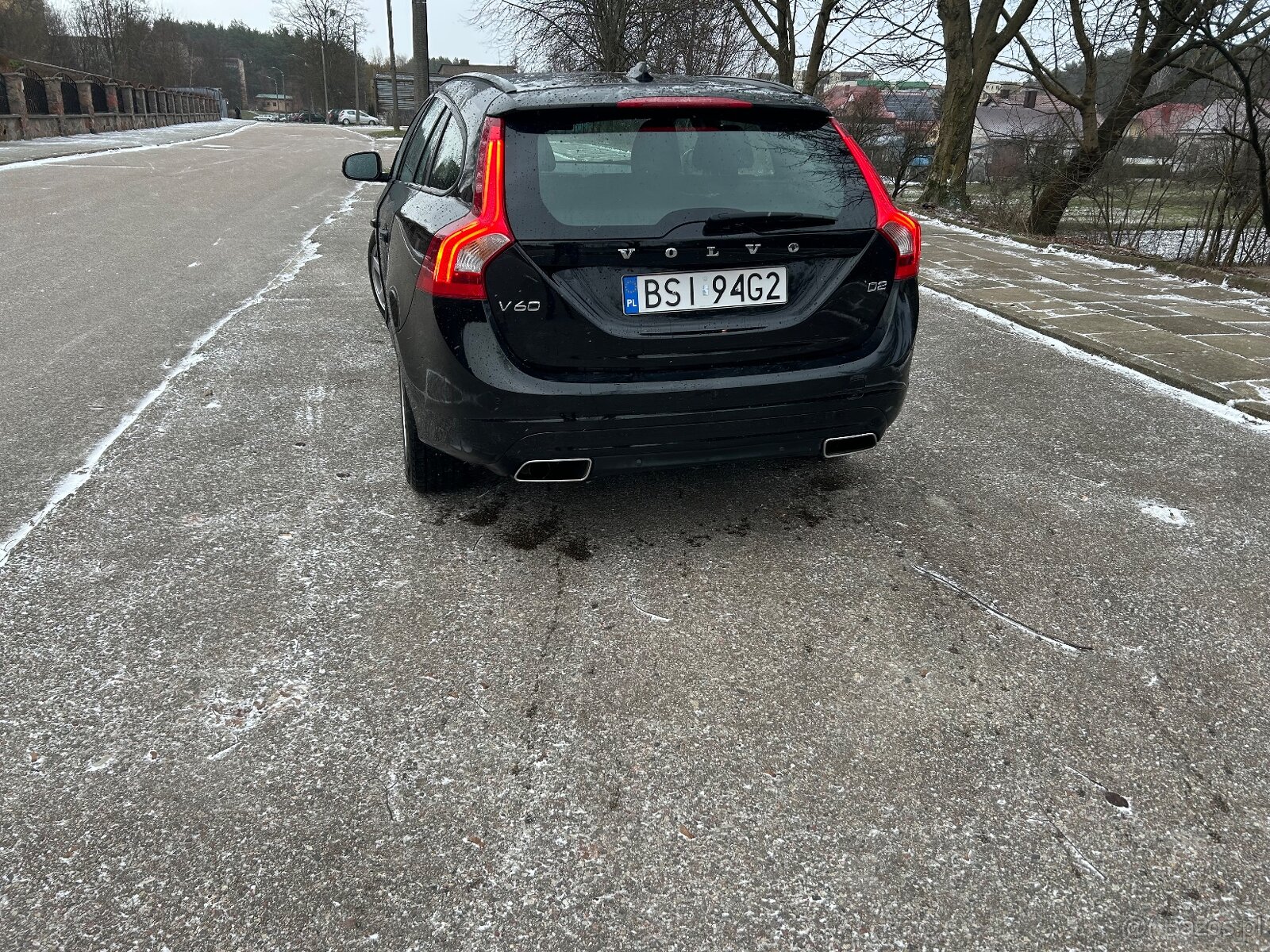 Volvo V60 2017r 2.0D2 - 10