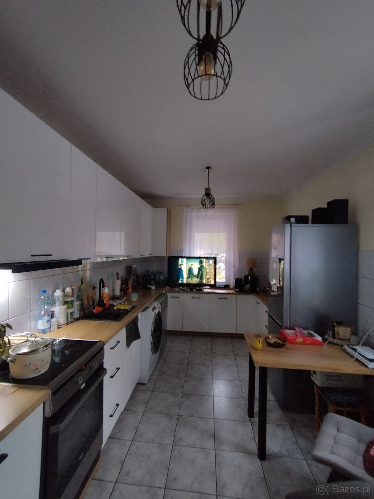 Sprzedam połowę domu cały dół - 10