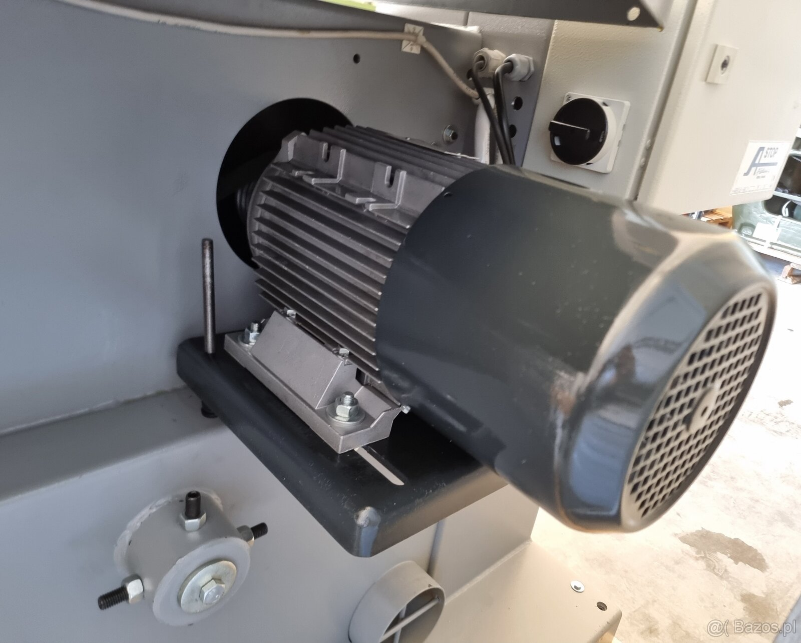 Piła taśmowa MEBER SR 900 do lameli rozcinania tarciy - 10