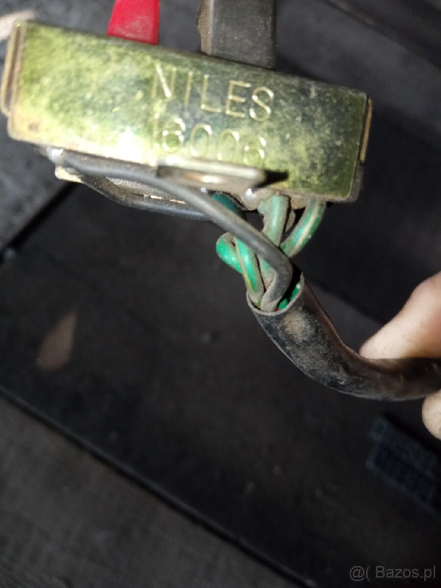 Przełącznik świateł awaryjnych Nissan Sunny hachback - 10