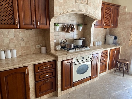 Dom o powierzchni 241m2, działka 6315m2, 4 km od Kalisza - 10