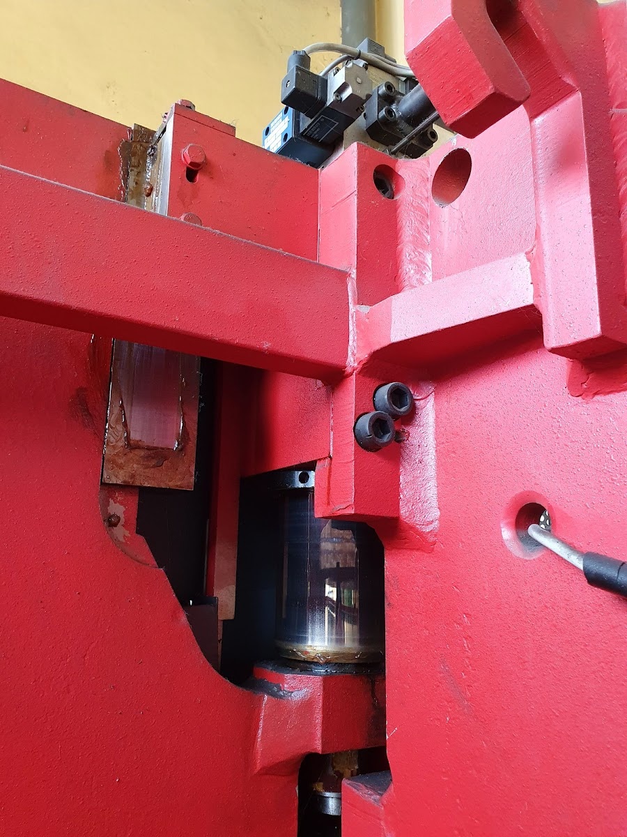 Liptovské strojárne HOL 80/2500 Prasa krawędziowa / CNC - 10