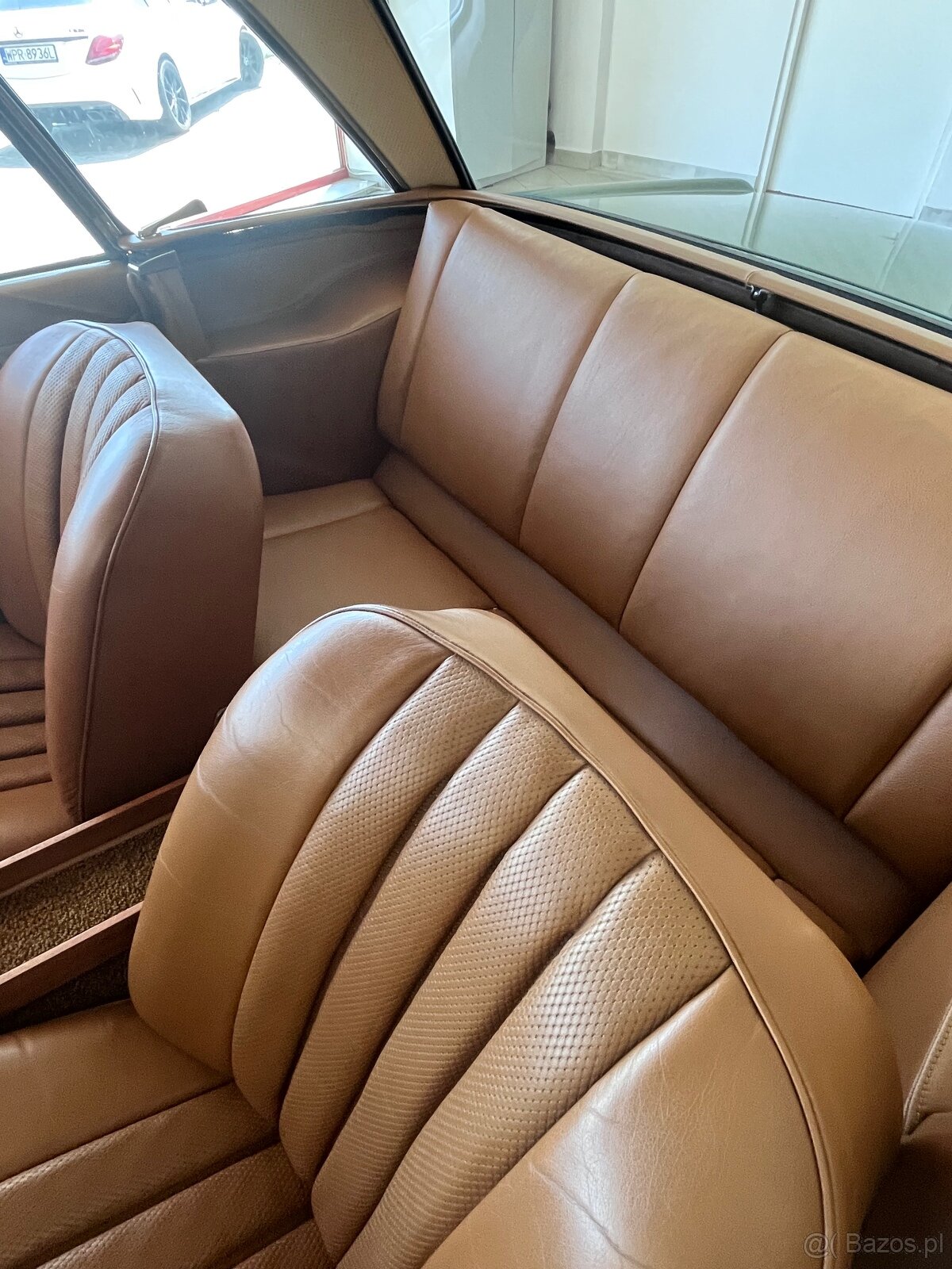 Mercedes Benz W113 280SL Pagoda - 10