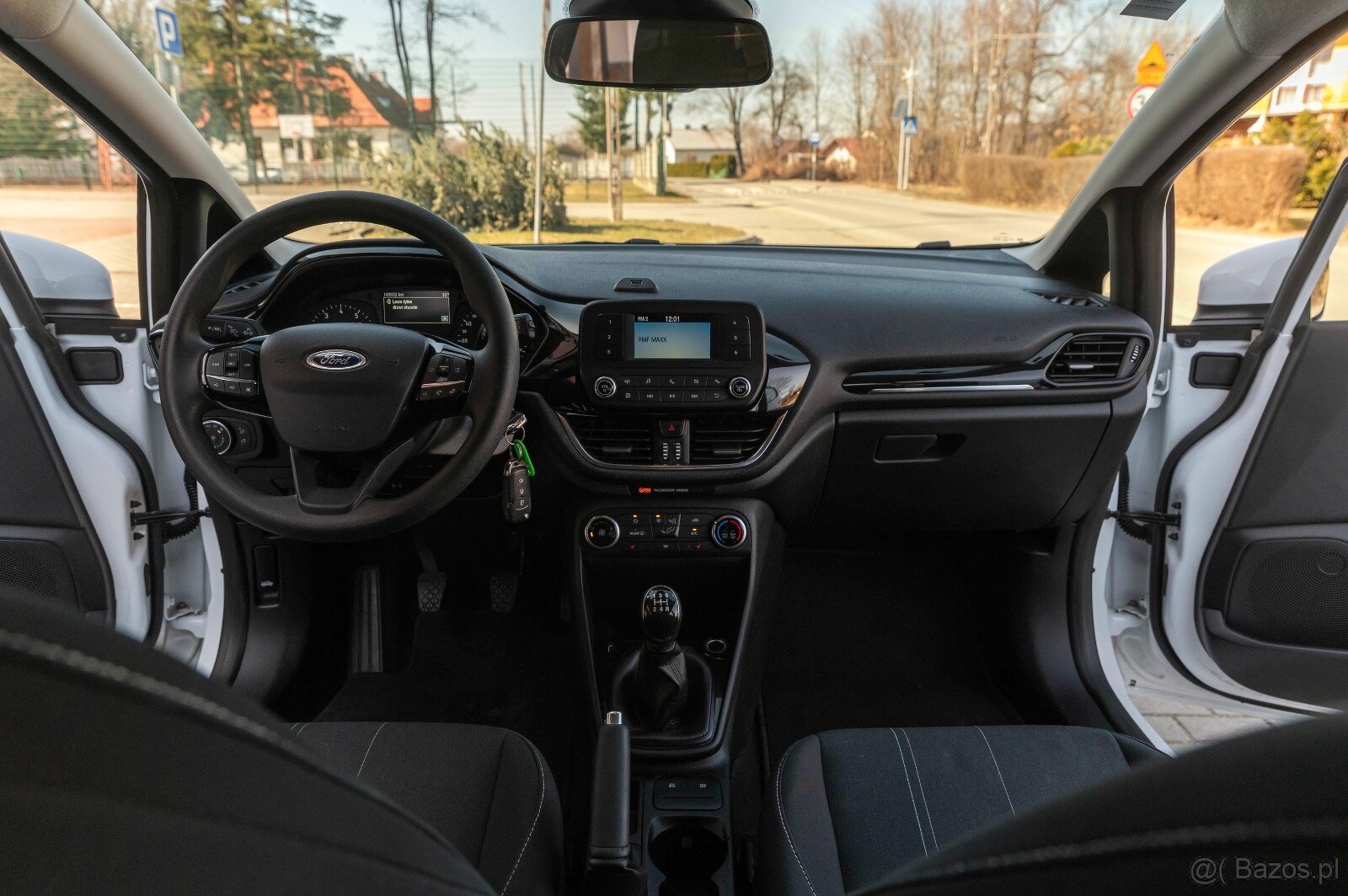FORD FIESTA - 10