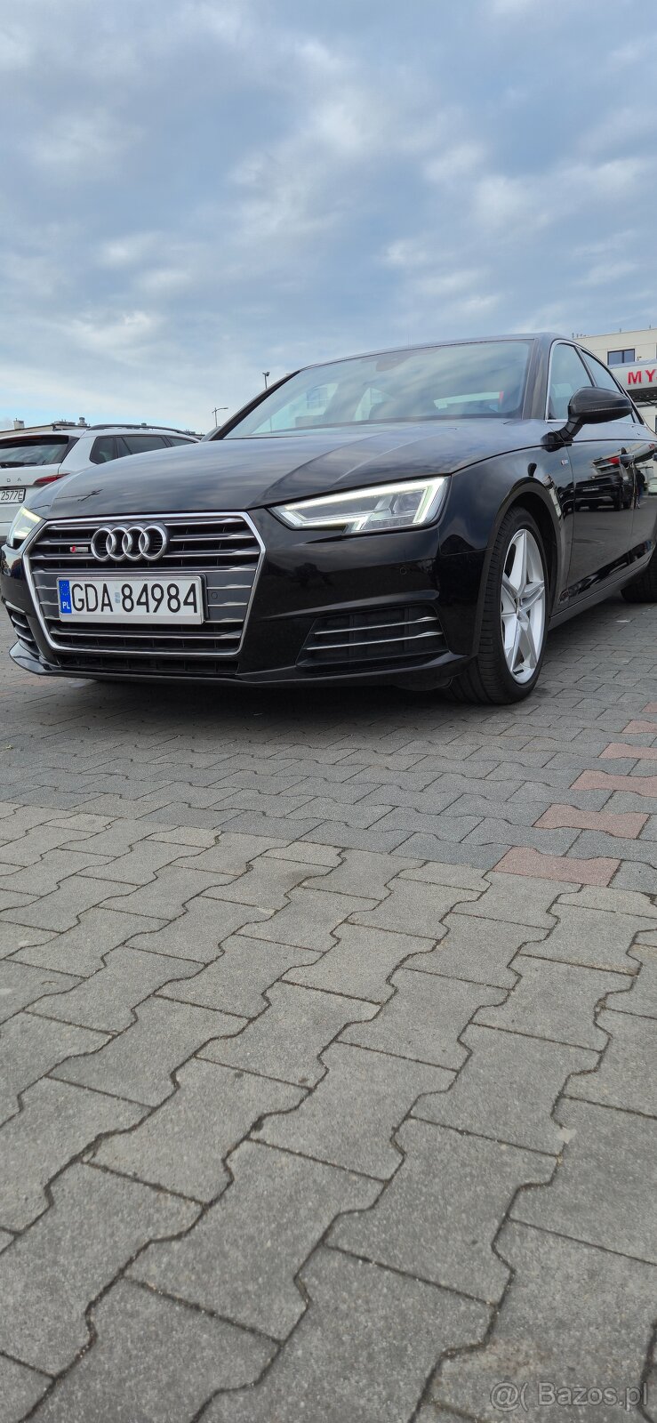 Sprzedam Audi a4b9 - 10