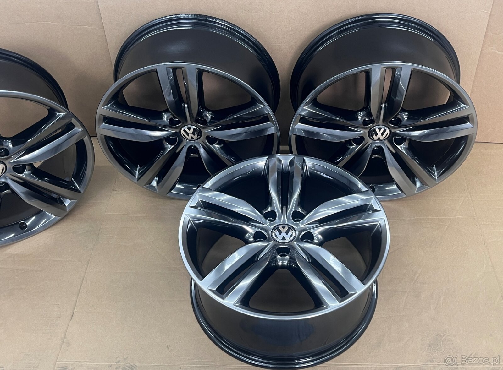 VW Touareg gen. I, II, II FL 9Jx20 ET57 5x130 7P6601025E - 10