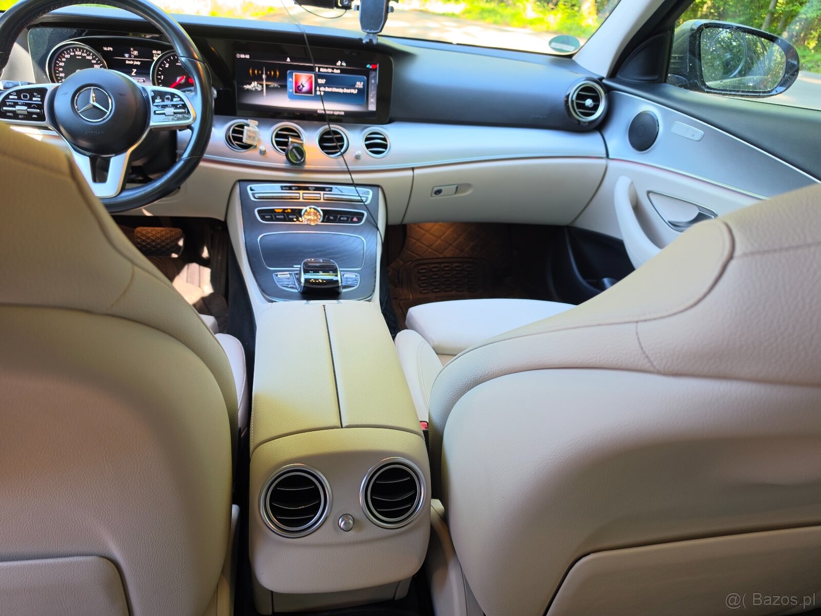 Mercedes E300de, plug in hybrid, 306PS, 2019 - 10