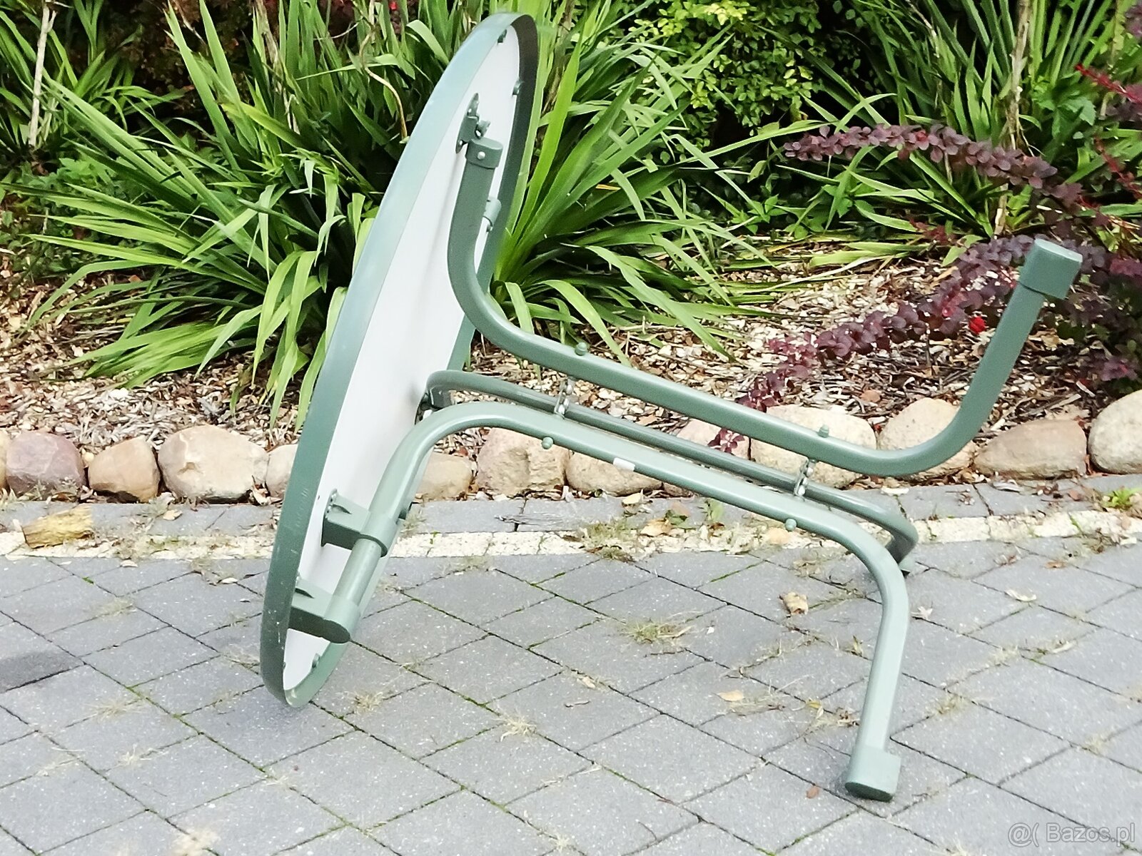 Stolik składany o średnicy 84 cm i wysokości 71 cm - 10