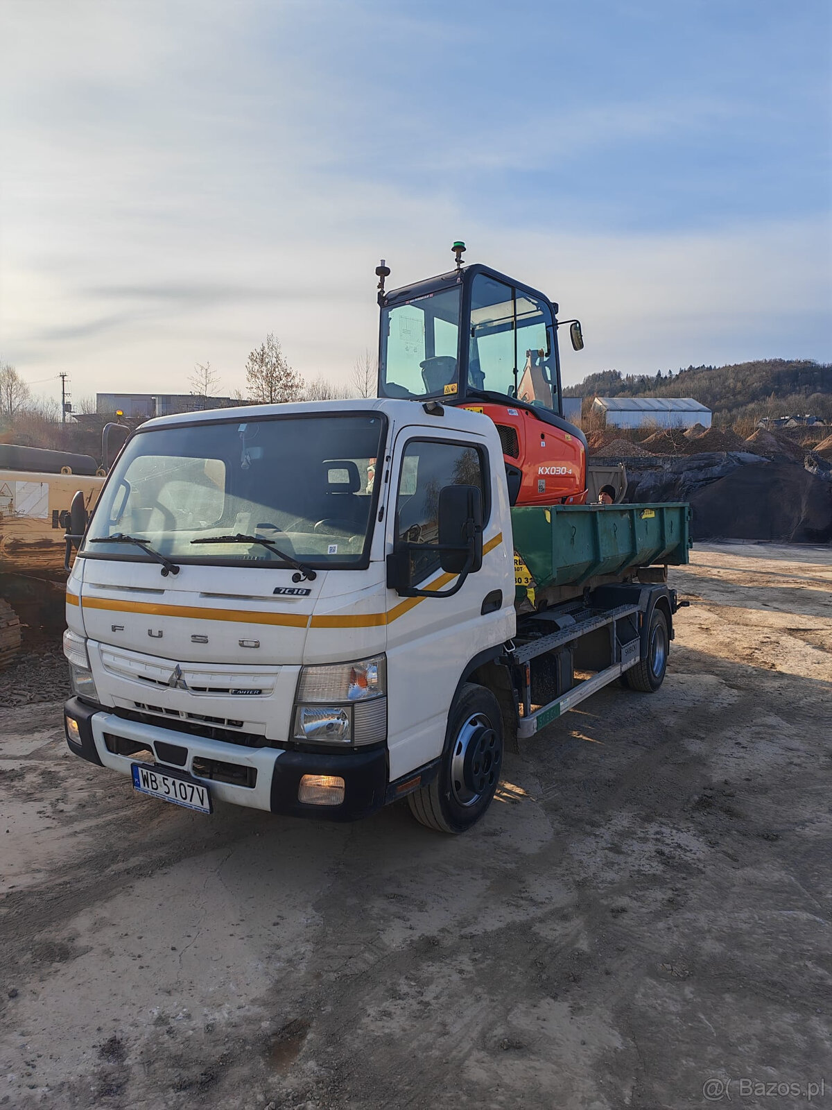 REZEWACJA Mitsubishi Fuso Canter hakowiec 4x2 Kontener - 10