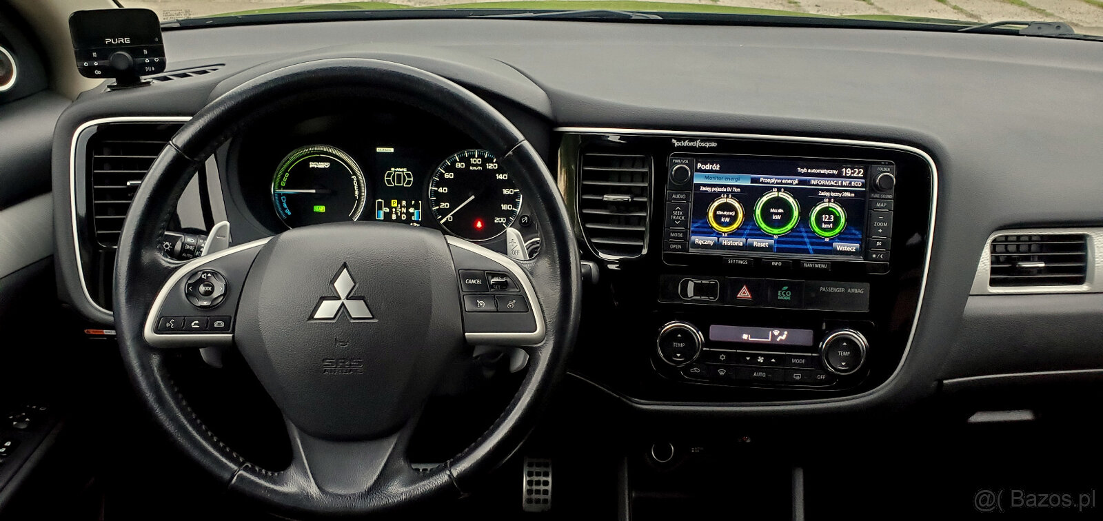 Outlander III 2.0 benzyna + Ev 4x4 Automat Led Xsenon Zamian - 10