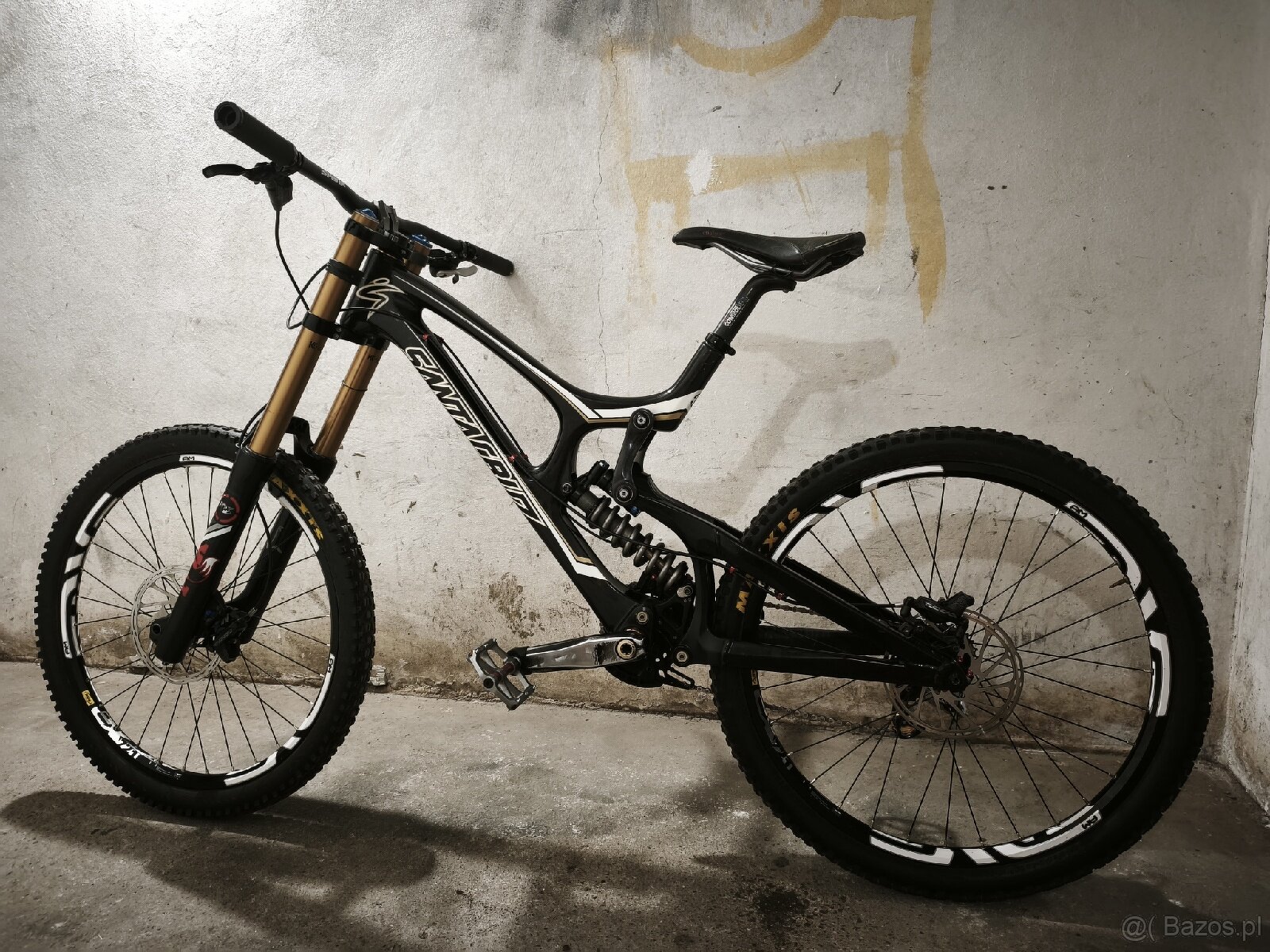 Santa Cruz v10.4 Carbon - 10