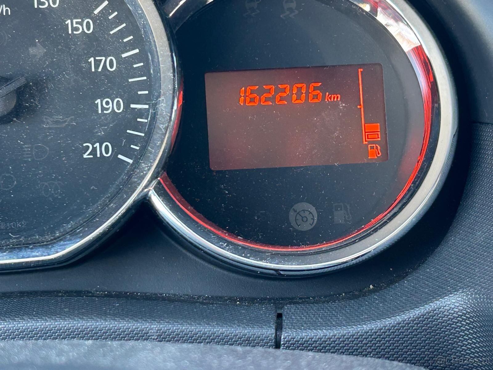 Dacia Duster 1.5 dCi 80 kW - 10