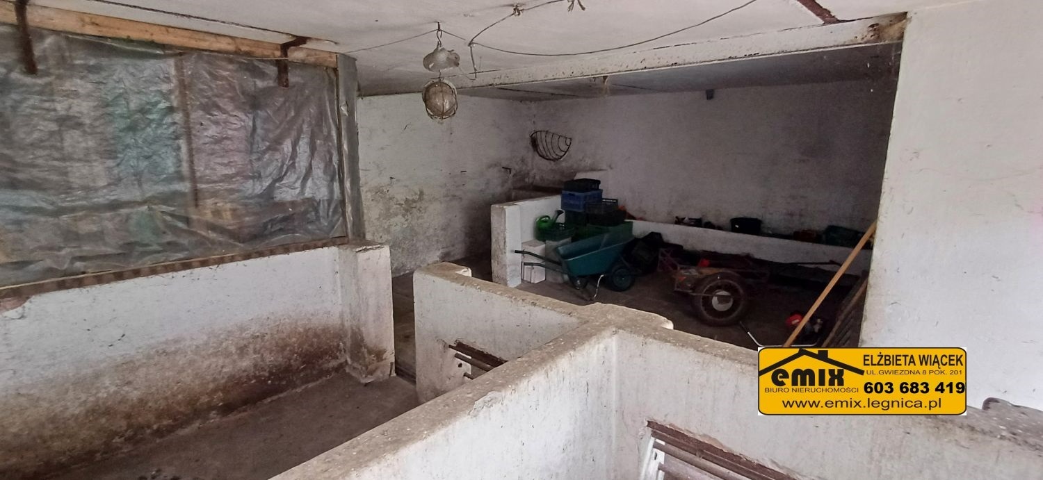 Działka zabudowana domem, możliwość rozbudowy - 10