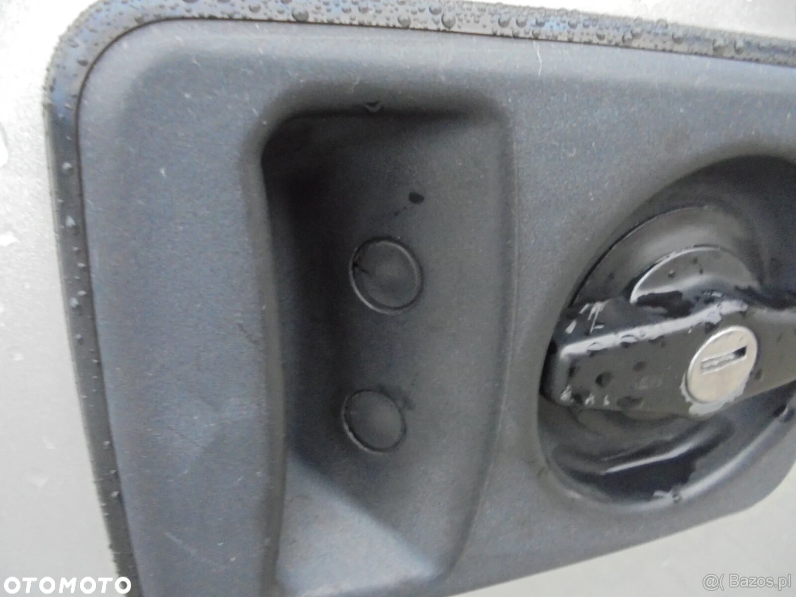 MAN R07 Lions Coach - 10