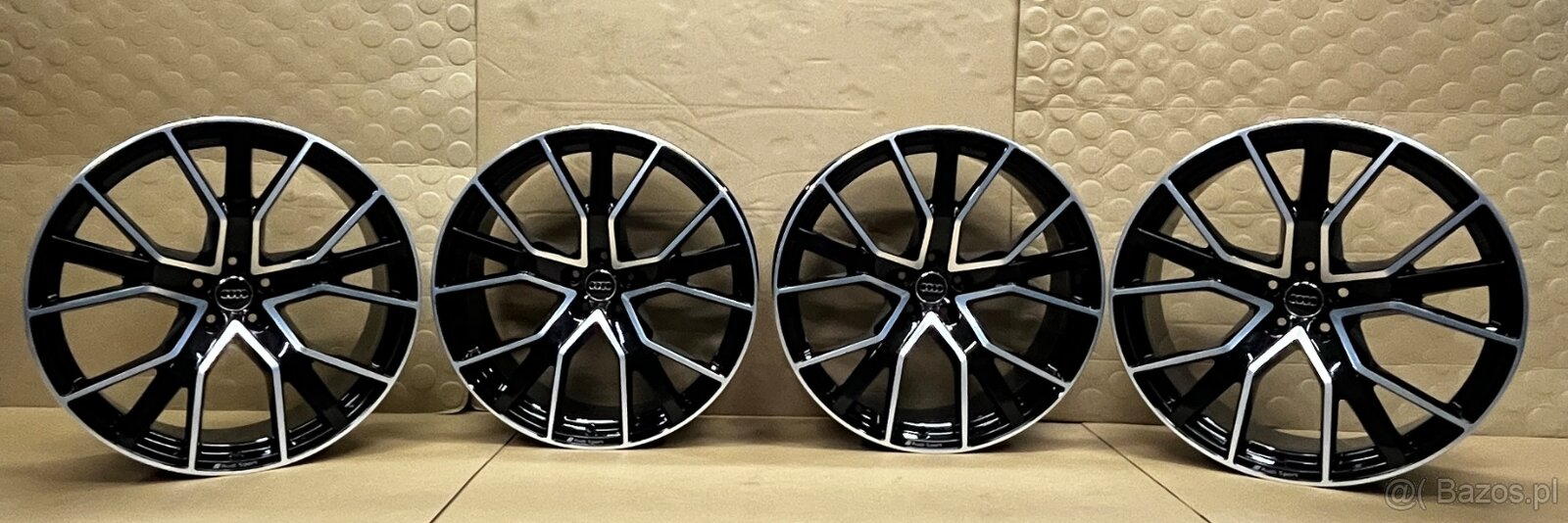 Felgi Audi Q8 SQ8 10J x 22 ET21 4M8601025Q / AQ 5x112 - 10