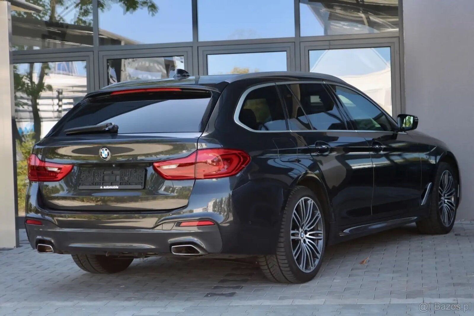 2018 BMW 520d Touring M Sport - 10