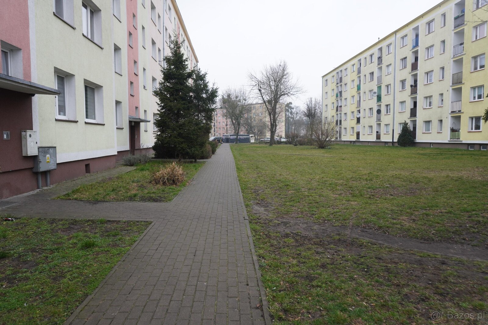 Udział 1/2 w mieszkaniu przy ul. Kasprzyckiego 5 - 10