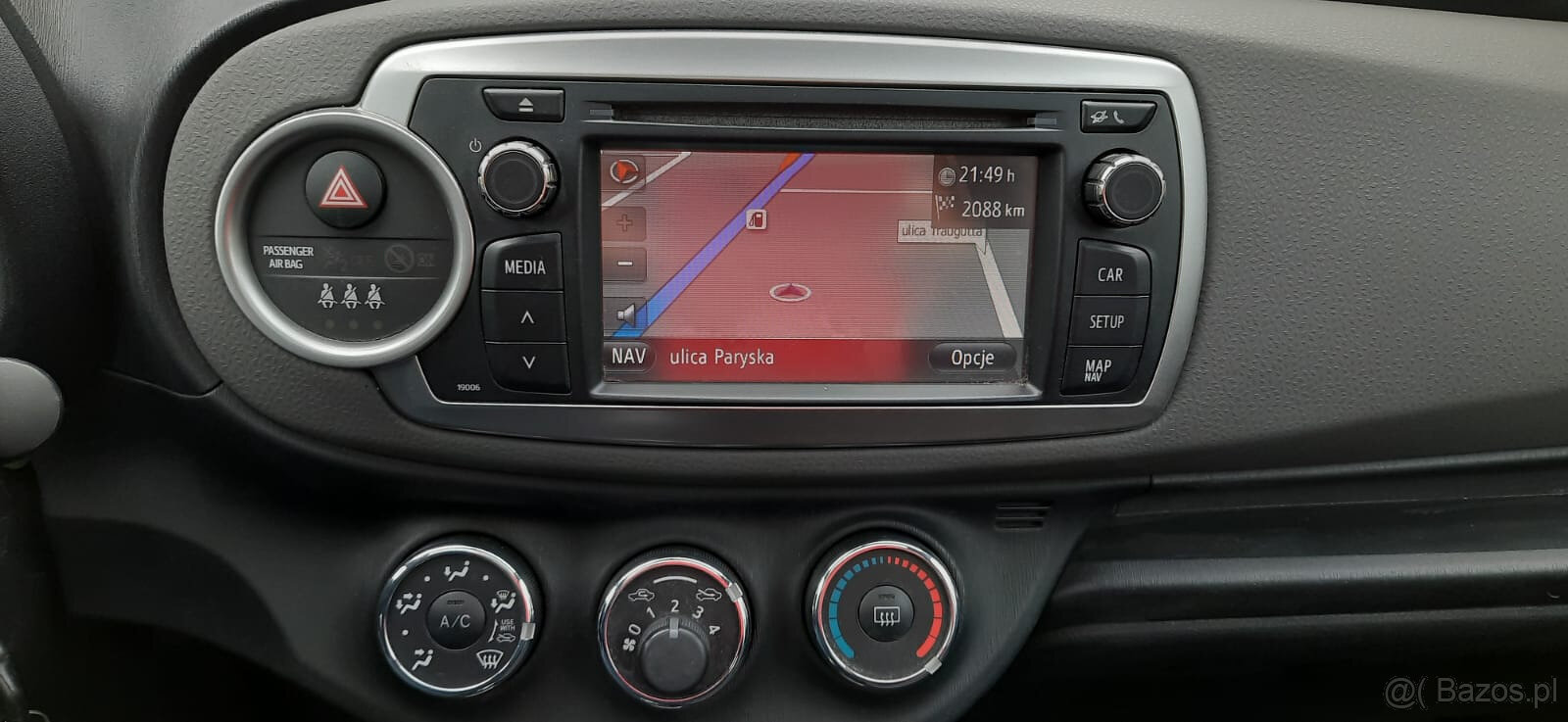 Yaris 1,4 D 90KM Comfort 2012r 186 800 km NAVI kamera zarej. - 10