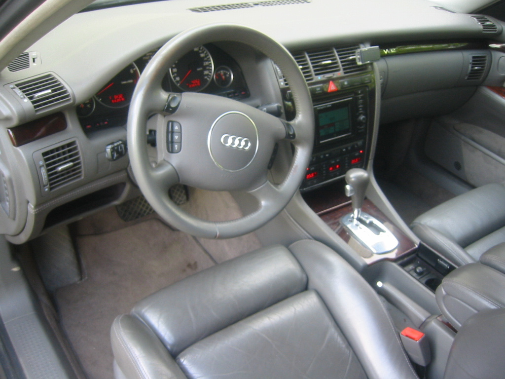 AUDI A8 D2 6.0 W12 420 km - cześci - 10