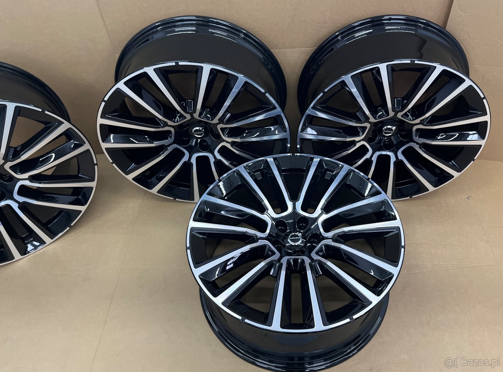 Volvo XC90 2016-2026 9J x 22 ET38,5 5x108 32294604 - 10