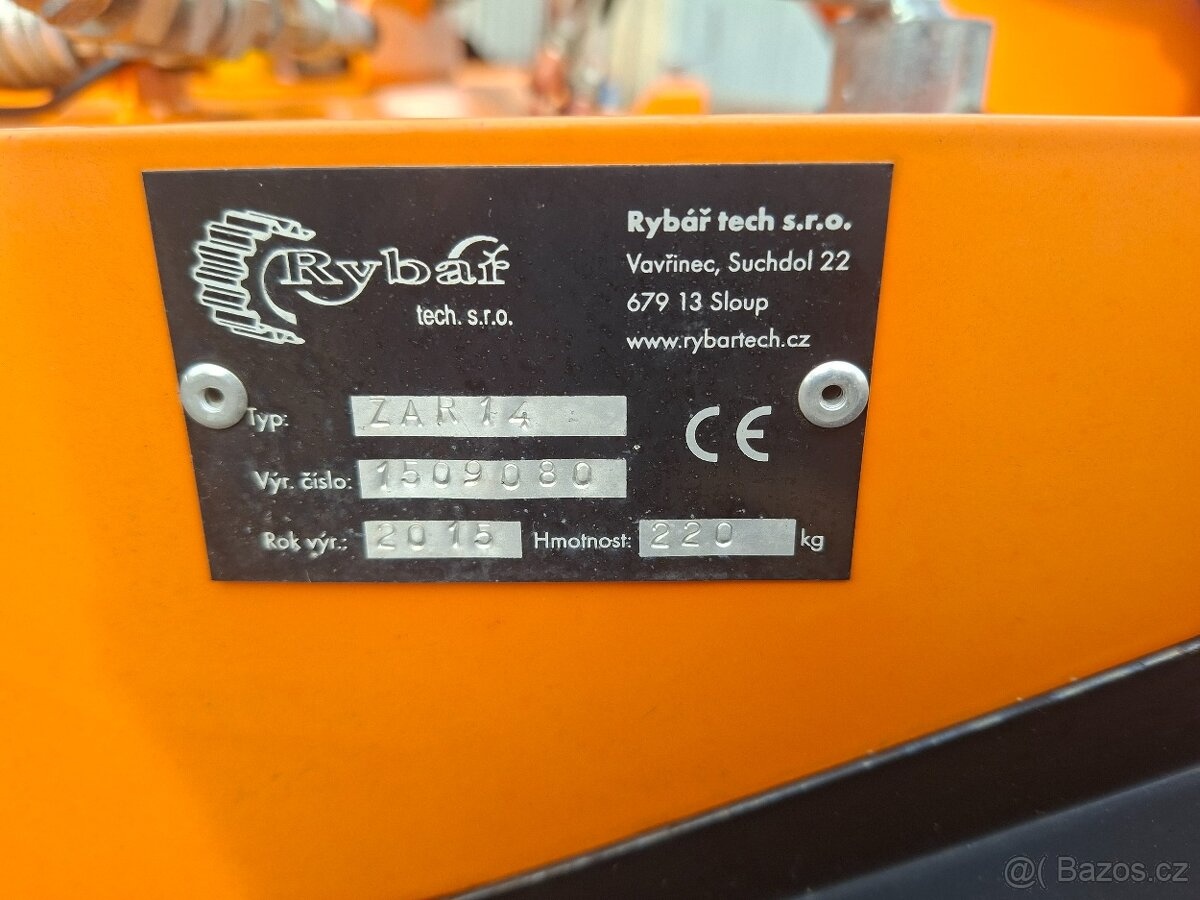 Przednia szczotka do ciągnika ZAR 14 - 10