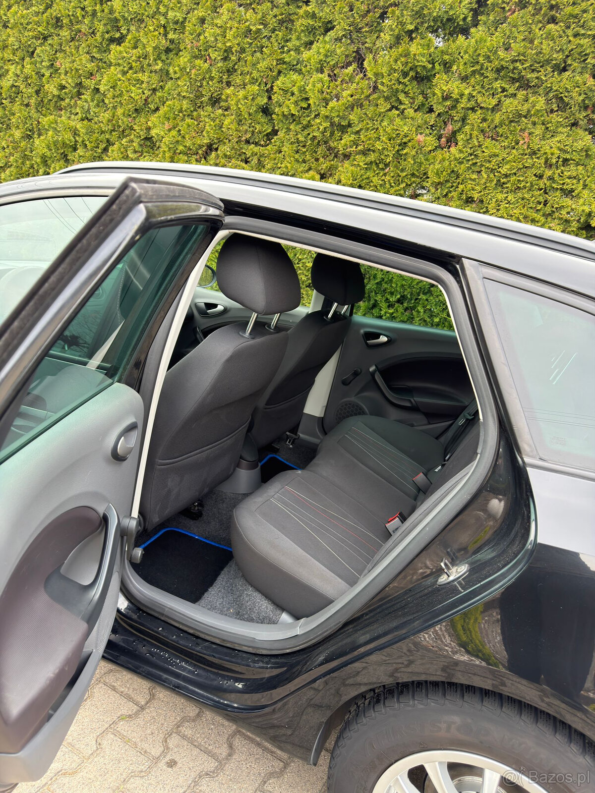 Seat Ibiza combi 1,4 16V pelna opcja model 2012 - 10