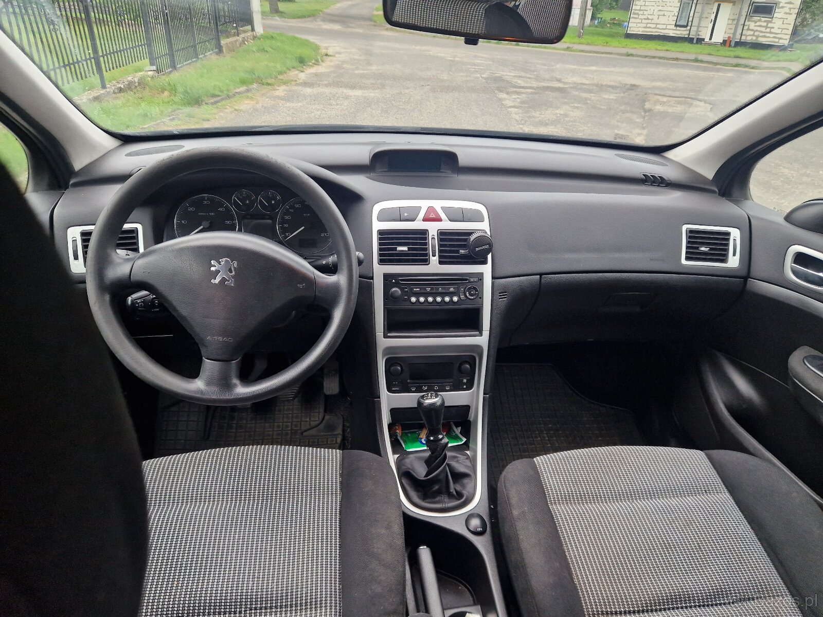 Peugot 307 kombi rok 2006 poj 1.6hdi - 10