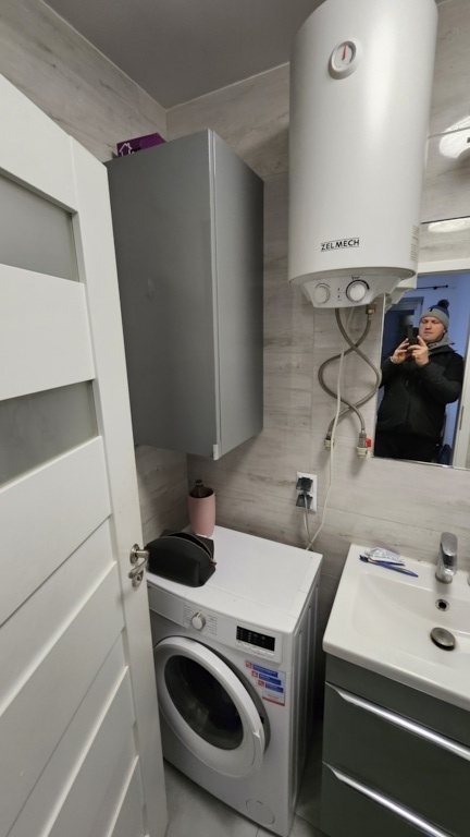 Wynajmę nowoczesne małe mieszkanie. 20 m. Kuchnia aneks kuch - 10