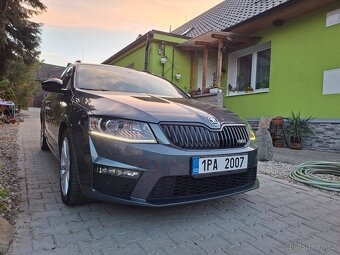 Szkoda Octavia 3 VRS 2,0 tdi 135kw manual - 10