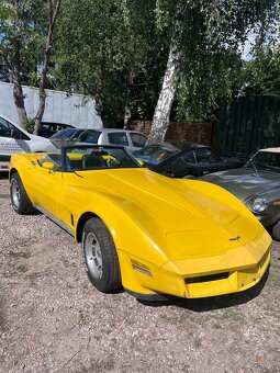 Corvette C3 cabrio - 10