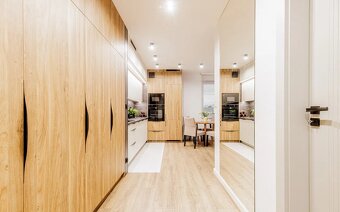 3 pokoje, 51 m2, balkon, I p., winda, Podmiejska Nova - 10