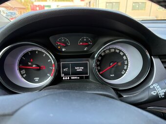Opel Astra 1.0i Turbo 77kw, r.2016, klimatyzacja - 10